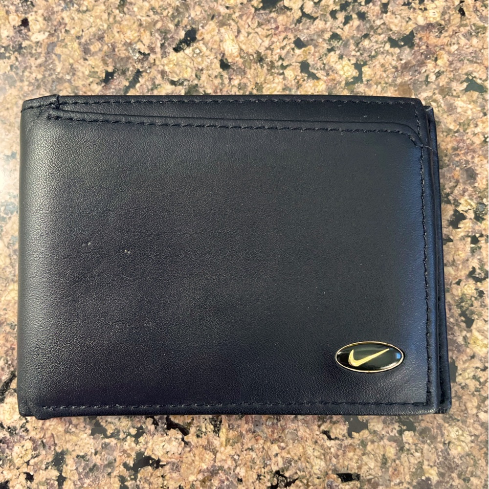 Men’s Black Leather Nike Golf Wallet, NWT